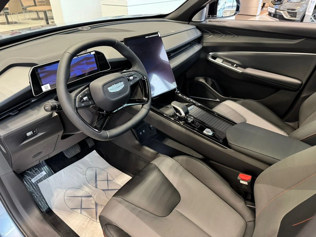 Geely Cityray Салон
